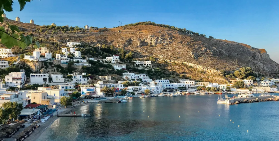 Θρίλερ στη Λέρο: 18χρονος ομολόγησε πως σκότωσε τον 50χρονο πατέρα του