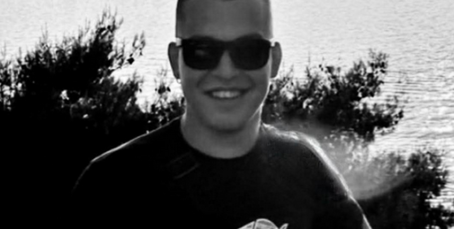 Στις Συκιές η κηδεία του 20χρονου δολοφονημένου οπαδού του ΠΑΟΚ