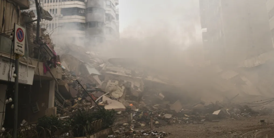 «Βροχή» πέφτουν οι βόμβες στη Μέση Ανατολή - Δεν συζητά με Λίβανο το Ισραήλ, καλά στην υγεία του ο Χαμενεΐ