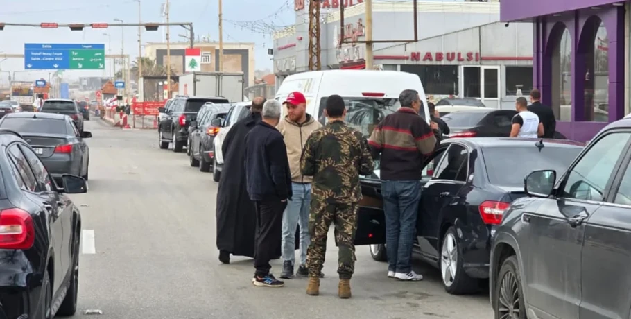 Κονβόι βοήθειας με φορτηγά και θωρακισμένα οχήματα σε χριστιανικά χωριά του Λιβάνου