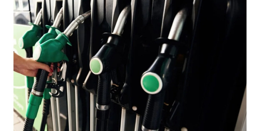 Καύσιμα: Η Πέλλα κρατά τη χαμηλότερη τιμή αμόλυβδης στη χώρα, ενώ η πίεση αυξάνεται πανελλαδικά