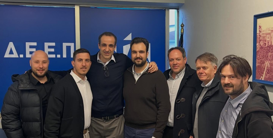 Περιοδεία Γρηγόρη Δημητριάδη στη Λαμία με έμφαση στη νέα γενιά