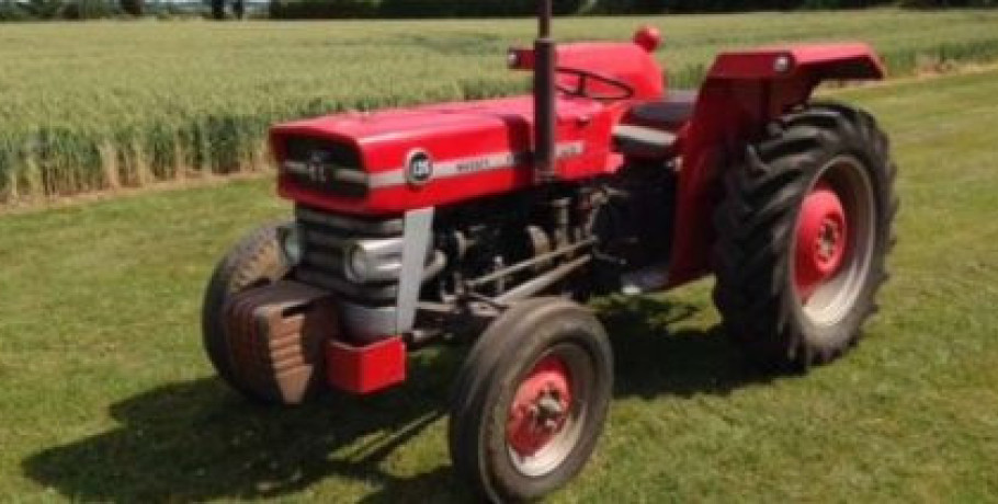 Έως τον επόμενο Δεκέμβριο παρατείνεται ο εφοδιασμός τρακτέρ με διάταξη προστασίας έναντι ανατροπής