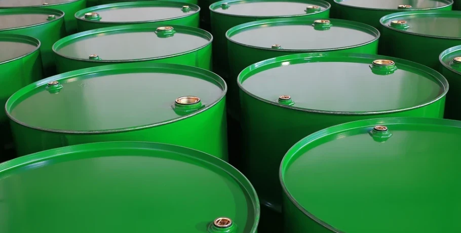 Το διάγγελμα Τραμπ εκτίναξε την τιμή του πετρελαίου – Απειλές για την Ουκρανία και προειδοποίηση του Ιράν για καταστροφικές επιθέσεις