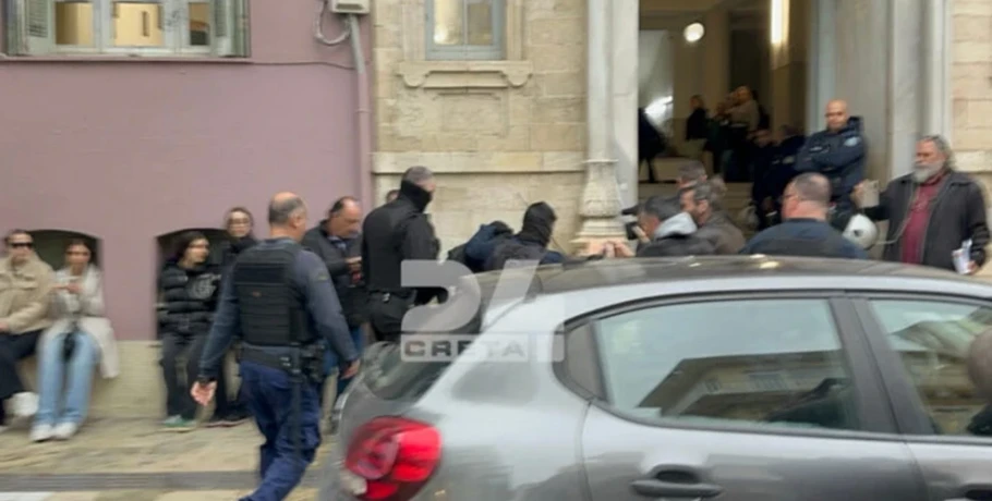 Αναβιώνει η υπόθεση κακοποίησης μέχρι θανάτου του 3χρονου Άγγελου στην Κρήτη