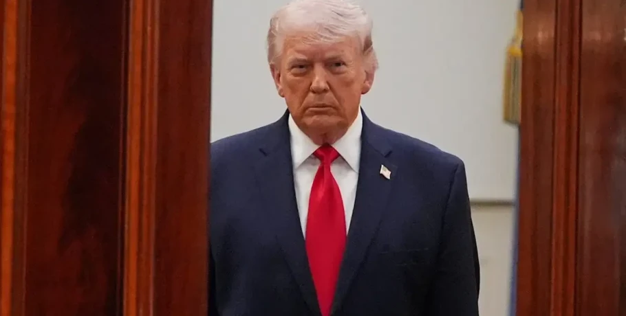 Ντόναλντ Τραμπ: «Η μεγαλύτερη γέφυρα του Ιράν κατέρρευσε, θα ακολουθήσουν πολλά περισσότερα»