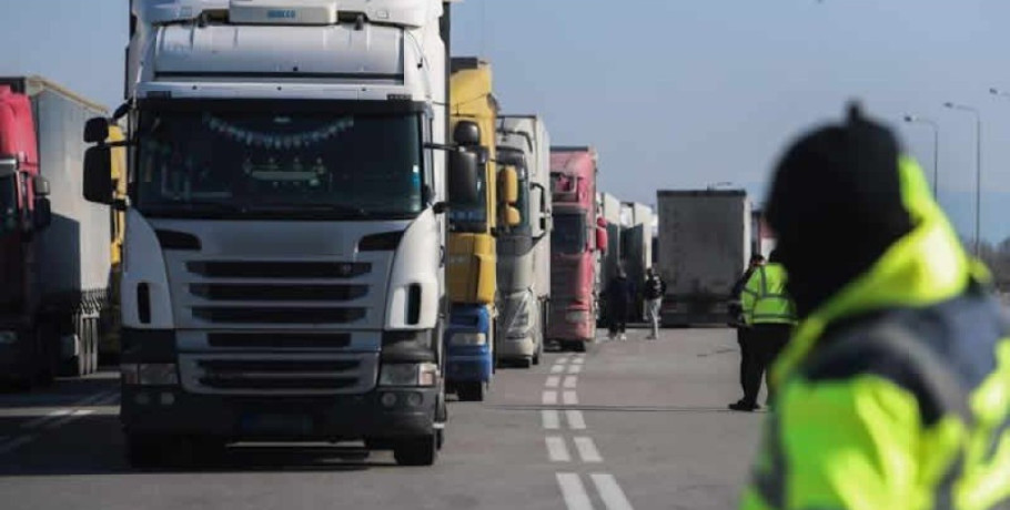 Απαγόρευση κυκλοφορίας φορτηγών μέγιστου επιτρεπόμενου βάρους άνω των 3,5 τόνων κατά την περίοδο εορτασμού του Πάσχα