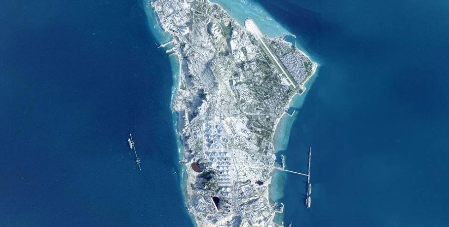 Ο Τραμπ εξετάζει ξανά την κατάληψη του νησιού Χαργκ και μιλά παράλληλα για πιθανή συμφωνία με το Ιράν