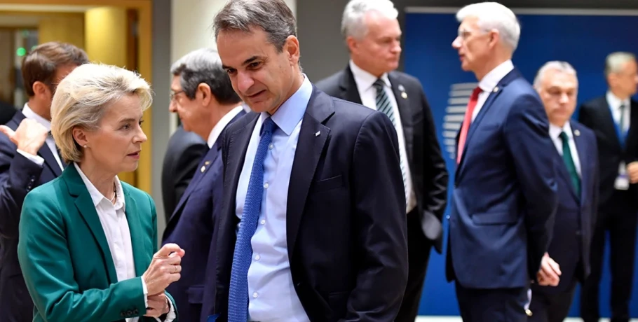 Τηλεργασία και επιδότηση για μετακίνηση με ΜΜΜ εξετάζουν στην ΕΕ απέναντι στη νέα κρίση, ο Μητσοτάκης ζητά ευρωπαϊκό σχέδιο αντίδρασης