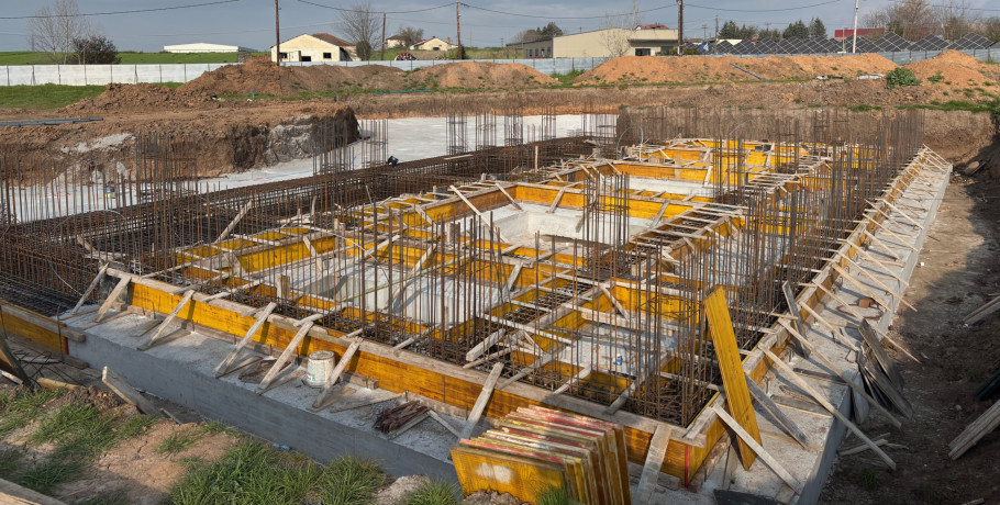Επίσκεψη του Διονύση Σταμενίτη στο υπό κατασκευή νέο Μουσικό Σχολείο Γιαννιτσών