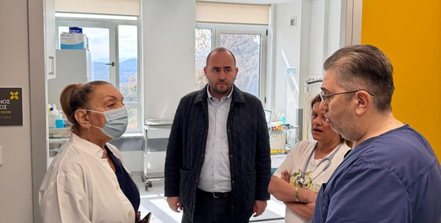 Επίσκεψη Λάκη Βασιλειάδη στα νέα ΤΕΠ και χειρουργεία που παραδόθηκαν σε Έδεσσα και  Γιαννιτσά: