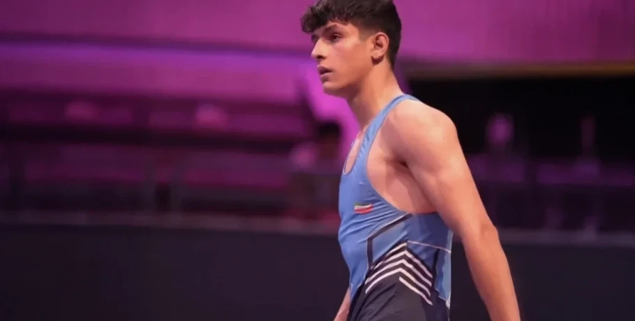 Το Ιράν κρέμασε 19χρονο παλαιστή που συμμετείχε στις διαδηλώσεις, καταγγελίες ότι τον βασάνισαν για να ομολογήσει «εχθρότητα προς τον Θεό»