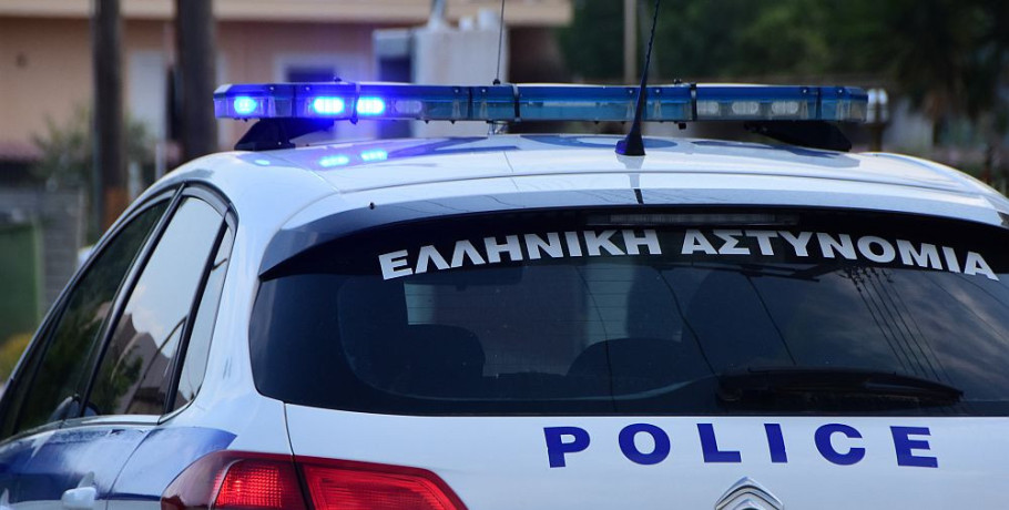 Θεσσαλονίκη: Συνελήφθη 23χρονος για βιασμούς τριών ανήλικων κοριτσιών – Της έδινε ναρκωτικά και αλκοόλ