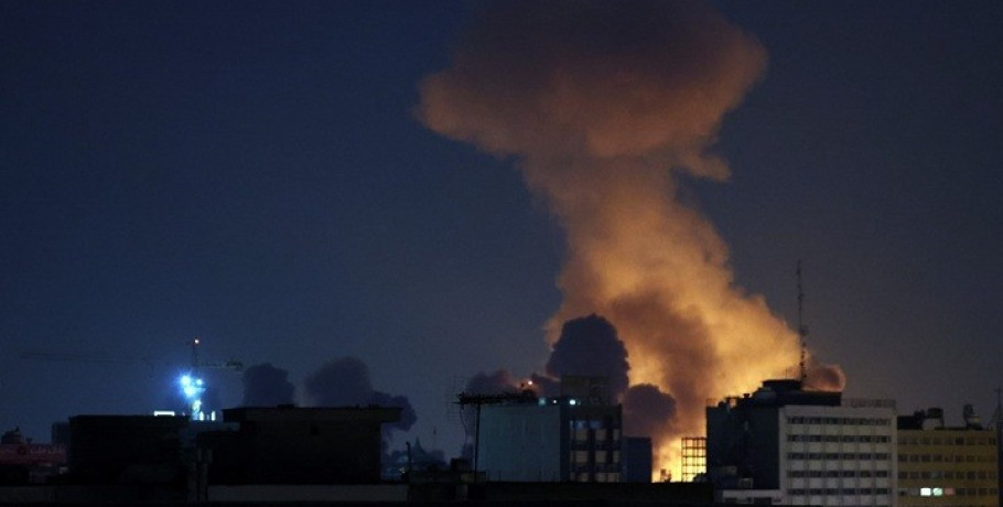 Τουλάχιστον 8 νεκροί εξαιτίας του βομβαρδισμού γέφυρας δυτικά της Τεχεράνης - Πυρκαγιές σε διυλιστήριο του Κουβέιτ εξαιτίας επιδρομής drones