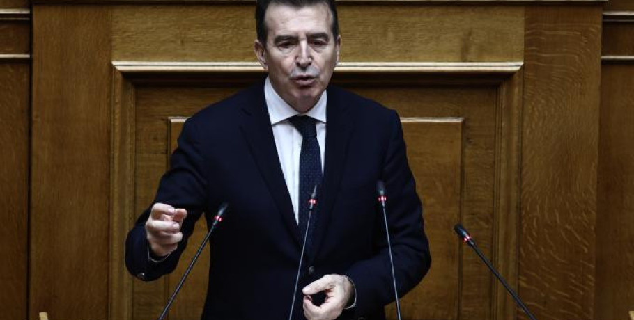 Πετάει για Θεσσαλονίκη ο Χρυσοχοΐδης: Πιθανές ανακοινώσεις για τη δολοφονία του 20χρονου Κλεομένη