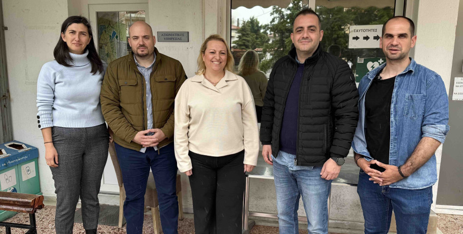 Ένωση Αξιωματικών Αστυνομίας Κεντρικής Μακεδονίας -Επίσκεψη στο Αστυνομικό Τμήμα Ωραιοκάστρου - Παράδοση ηλεκτρονικού υπολογιστή