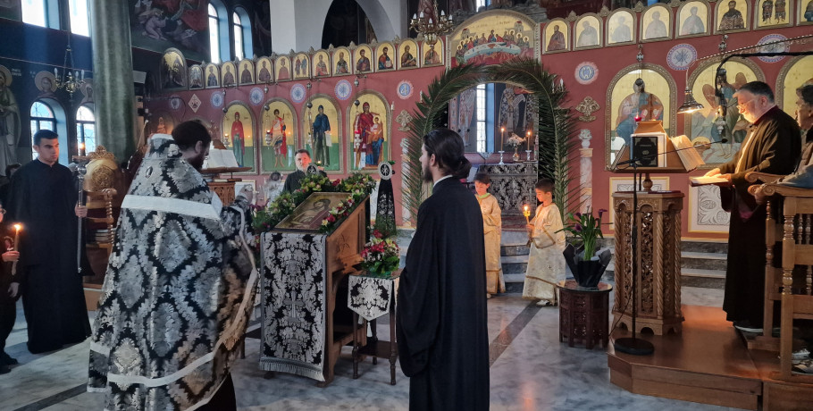 Με κατάνυξη ξεκίνησαν οι Ακολουθίες του Νυμφίου στον Ιερό Ναό Αγίου Αντωνίου Αριδαίας