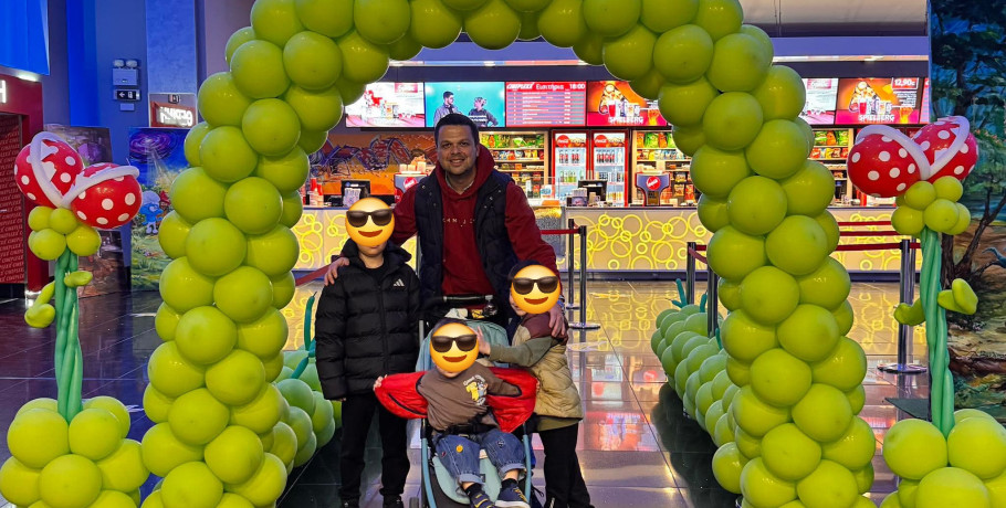 Πάνω απ’ όλα οικογένεια: Ο Δημήτρης Γιαννακίδης και η πιο δυνατή του ομάδα