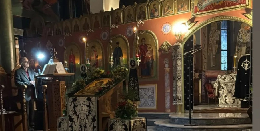 Με κατάνυξη και σεβασμό: Ο Νίκος Παρούτογλου στην Ακολουθία του Νυμφίου στην Αριδαία