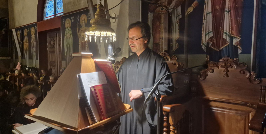 Κατανυκτική Παρουσία του κ. Σαρμά τη Μεγάλη Πέμπτη ενώπιον του Επισκόπου