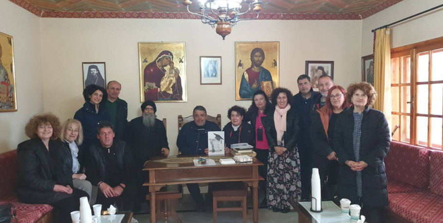 Επίσκεψη συμμαθητών στον π. Επιφάνειο στο Μοναστήρι του Αρχαγγέλου Μιχαήλ Αλμωπίας