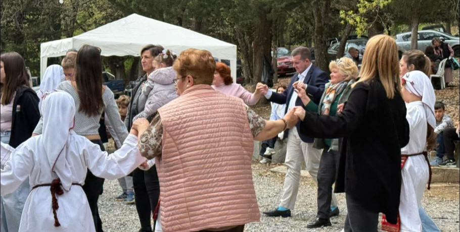 Ζωοδόχος Πηγή: Με κατάνυξη και ζωντανή παράδοση ο εορτασμός στη Δροσιά