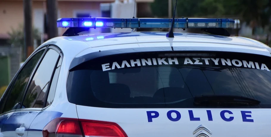 Συνελήφθη ο 51χρονος που είχε ταμπουρωθεί με όπλο μέσα στο σπίτι του στο Νέο Κόσμο