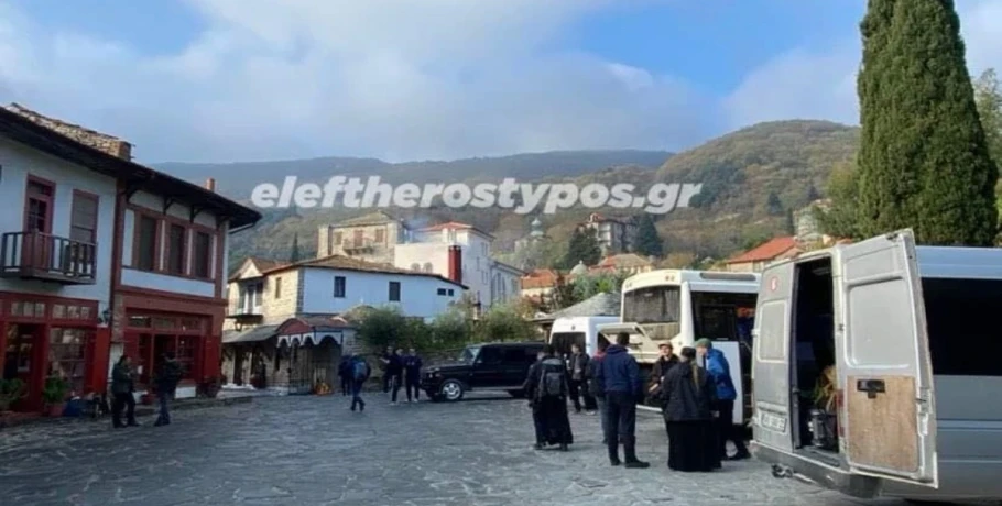 Άγιο Όρος: Νεκρός μοναχός μετά από τροχαίο δυστύχημα - Το όχημά του ανετράπη μετά τη λιτανεία της θαυματουργής εικόνας «Άξιον Έστί»