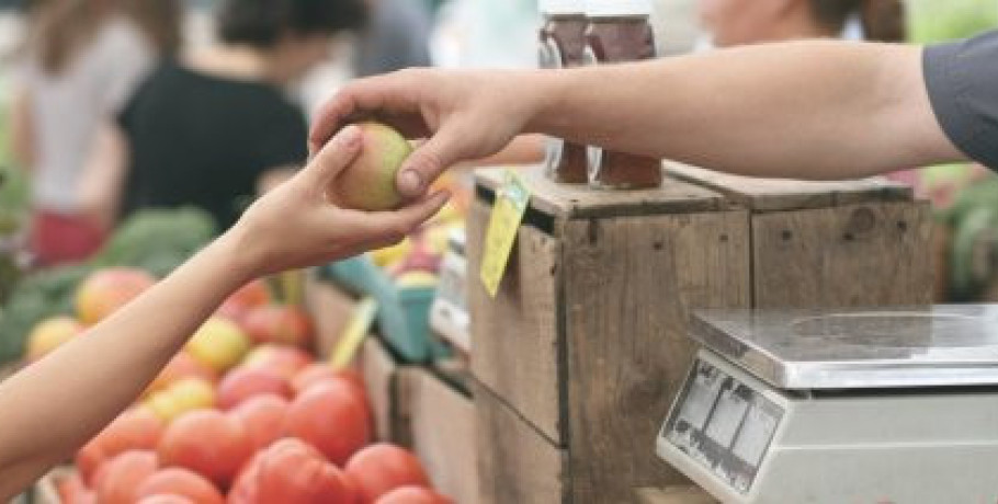Ρυθμίσεις για Λαϊκές Αγορές αποκλειστικά για παραγωγούς με νομοσχέδιο που κατατέθηκε στην Βουλή