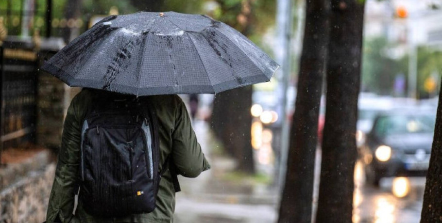 Καιρός: Φθινοπωρινό σκηνικό και σήμερα με βροχές και πτώση θερμοκρασίας