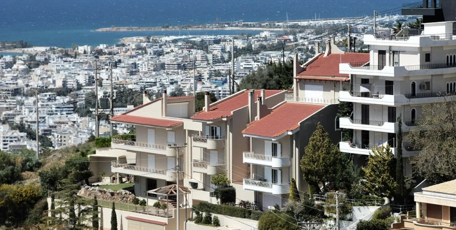 Ενοίκια σαν Ευρώπη με μισθούς Ελλάδας: Όλο το μηνιάτικο για ένα σπίτι στην Αθήνα