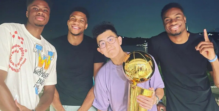 Ο Άρης Θεσσαλονίκης στέλνει μήνυμα και αποκτά παγκόσμια φήμη