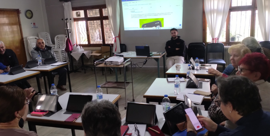 Με επιτυχία ξεκίνησε στο Κ.Α.Π.Η Δήμου Σκύδρας το πρόγραμμα «Ψηφιακοί Κόμβοι Ενηλίκων»