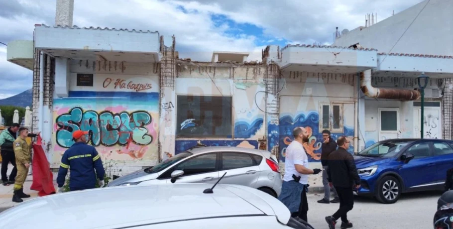 Συνελήφθη ο εργολάβος για το μπαλκόνι που κατέρρευσε και σκότωσε γυναίκα στην Κόρινθο, αναζητούνται μηχανικός, ιδιοκτήτρια και εργάτες