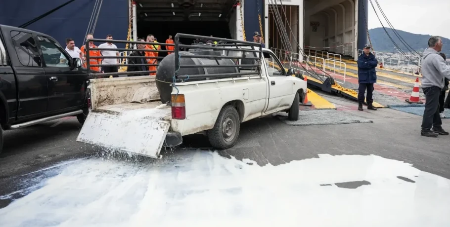 Μυτιλήνη: Συνεχίζονται οι κινητοποιήσεις των κτηνοτρόφων