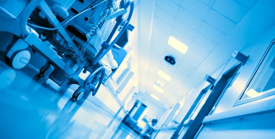 Κοζάνη- Ερωτήματα για την 17χρονη που νοσηλεύεται με κάταγμα κρανίου και ρήξη τυμπάνου