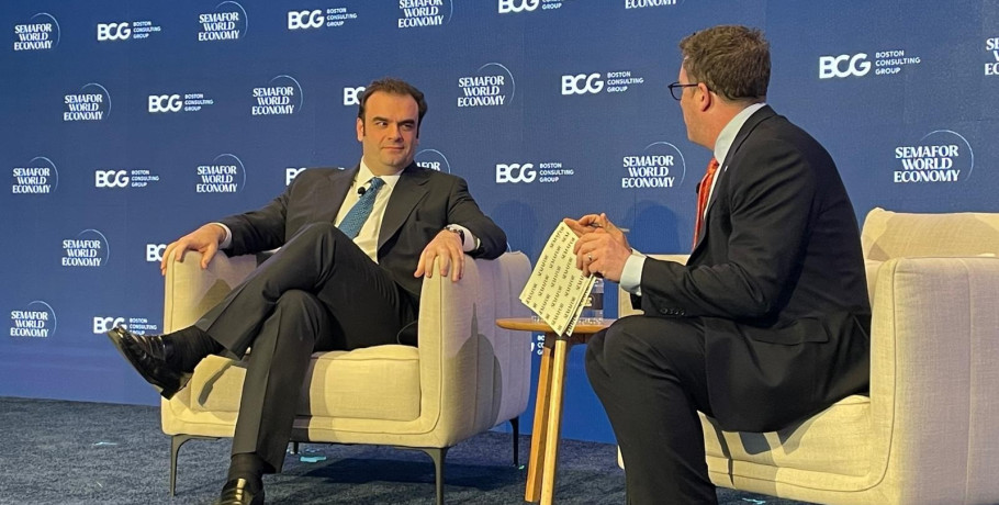 Κυριάκος Πιερρακάκης : «Εάν τα Στενά του Ορμούζ παραμείνουν κλειστά για παρατεταμένο χρονικό διάστημα, οι επιπτώσεις θα είναι μεγάλες.»