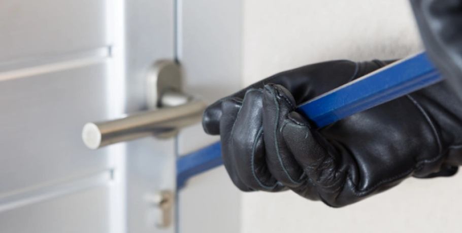 Σέρρες: Και "αφαιρούσε" και απειλούσε!