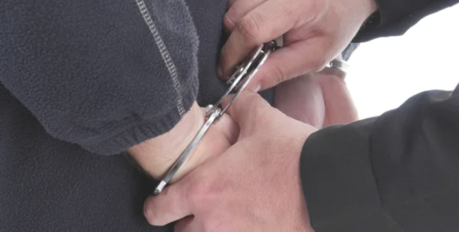 Σύλληψη﻿ ένοπλου στα Χανιά από αστυνομικό εκτός υπηρεσίας – Η σύνδεση με τα ﻿Γιαννιτσά