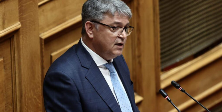 ΝΙΚΗ: Επιστρέφει ψίχουλα στην κοινωνία από το ματωμένο πλεόνασμα