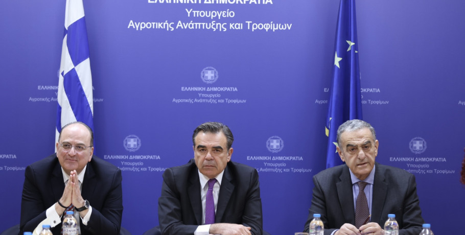 Ψυχραιμία, αυστηρή τήρηση των μέτρων και συνεχής στήριξη των πληγέντων το μήνυμα της έκτακτης σύσκεψη για τον αφθώδη πυρετό