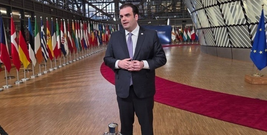 Κυριάκος Πιερρακάκης: «Τεράστιος κίνδυνος» ενεργειακής κρίσης