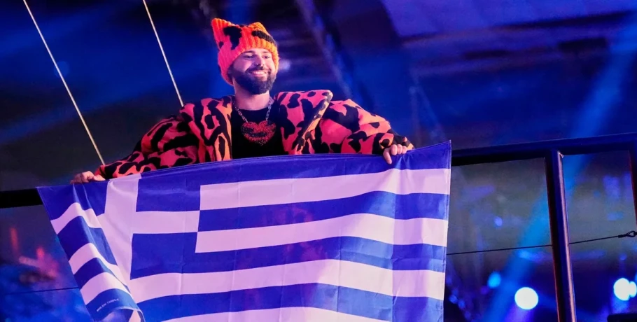 Eurovision 2026: Ο Akylas «γκρέμισε» το στάδιο και πάει τελικό με το «Ferto»