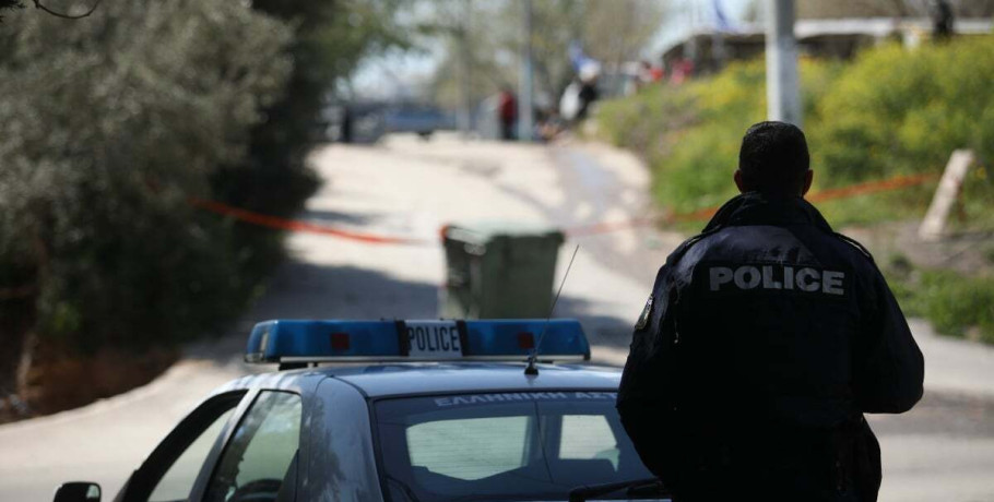 Μυστήριο στην Αμαλιάδα: Σε εξέλιξη οι έρευνες για τον θάνατο 48χρονης - Εντοπίστηκε νεκρή σε οικία γνωστού της