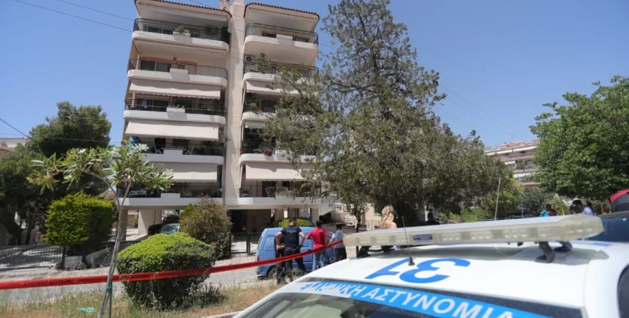 Ηλιούπολη: Μάχη για τη ζωή της δίνει η 17χρονη στη ΜΕΘ - Αγώνας για να σταθεροποιηθεί η κατάστασή της