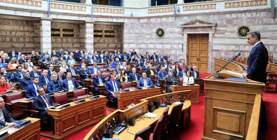 Η Νέα Δημοκρατία χρειάζεται βουλευτές που στηρίζουν την κυβέρνηση – όχι «ανησυχούντες» που υπονομεύουν το κυβερνητικό έργο
