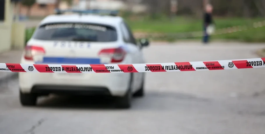 Κρήτη: 21χρονος πυροβόλησε πέντε φορές τον πρώην φίλο του – Στο νοσοκομείο ο 24χρονος – Αναζητείται ο δράστης