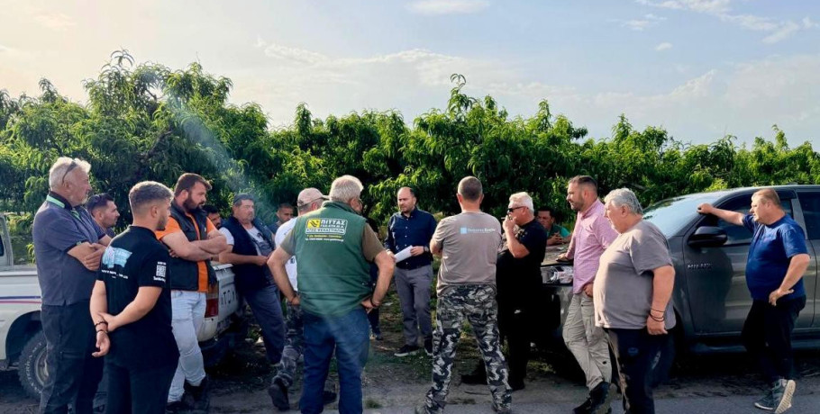 Συνάντηση Λάκη Βασιλειάδη με τον Υπουργό Αγροτικής Ανάπτυξης: Φαινόμενο «Ξερές Βέργες» σε Ροδάκινα και άλλες καλλιέργειες