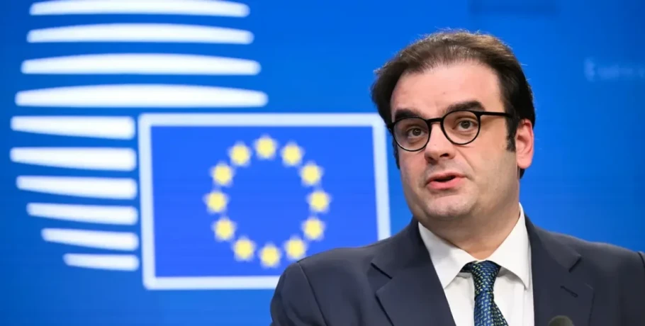 Στις Βρυξέλλες ο Κυριάκος Πιερρακάκης για τις συνεδριάσεις Eurogroup και ECOFIN – Σε πρώτο πλάνο η κρίση στη Μέση Ανατολή