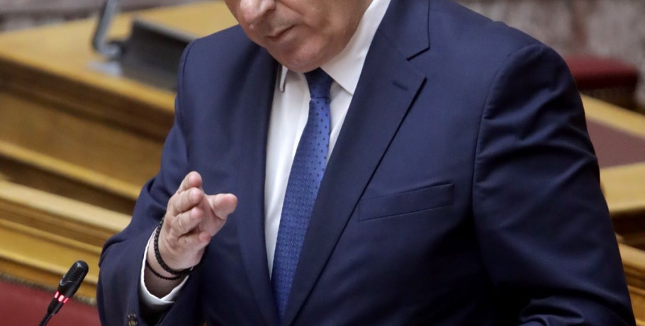 Αθ. Καββαδάς στη Βουλή: Προτεραιότητα οι αποζημιώσεις των κτηνοτρόφων – 330 τόνοι ώριμων τυριών έχουν διατεθεί στην εγχώρια αγορά από τη Λέσβο